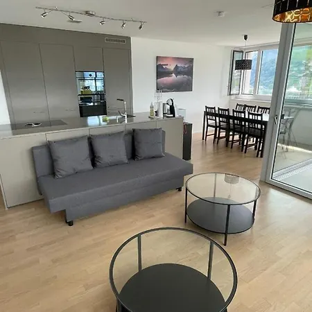 Dream View With Homecinema Netflix & Loggia Apartament
